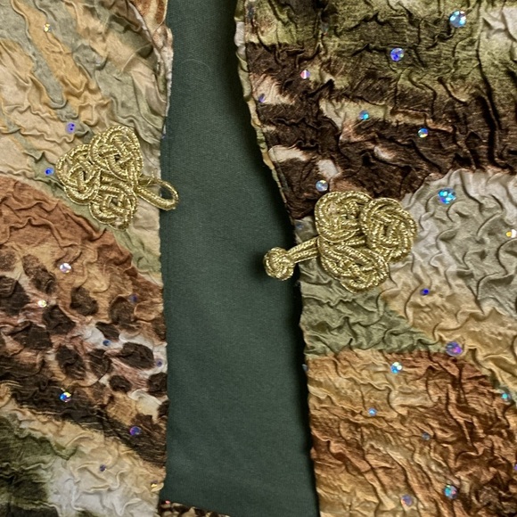 Joseph Ribkoff Vintage Fitted Blazer, Lined, Soft, Crepe Look Fabric - Picture 5 of 15